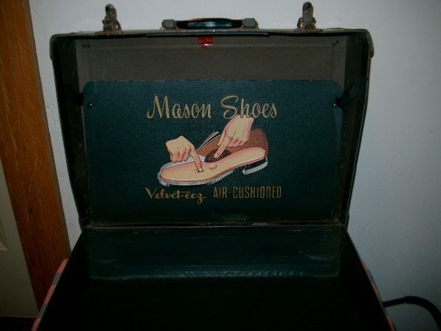 Old Mason Shoes Salesman Case Velvet eez Air Cushioned  